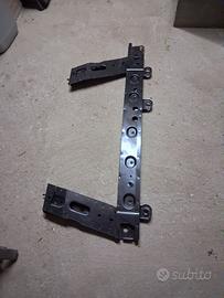 Traversa supporto radiatori Clio4
