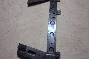 Traversa supporto radiatori Clio4