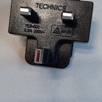 Adattatore elettrico inglese