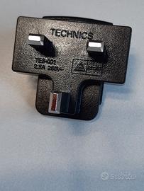 Adattatore elettrico inglese