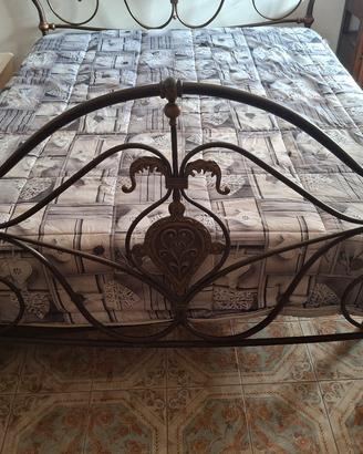 testiera letto matrimoniale