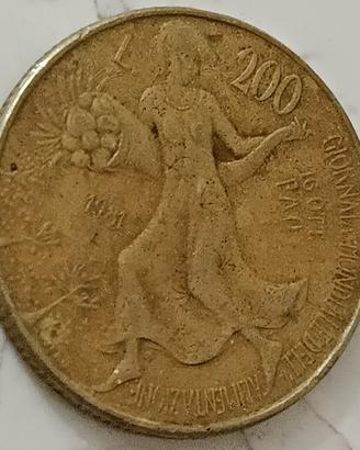 200 Lire 