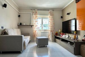 3 LOCALI A GIUGLIANO IN CAMPANIA