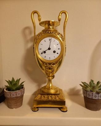 Orologio antico parigina a pendolo