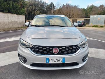 Fiat Tipo 1.3 Mjt 4 porte Lounge