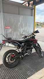moto 125 KSR motard