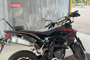 moto 125 KSR motard