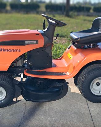 TRATTORINO TAGLIAERBA HUSQVARNA LT151