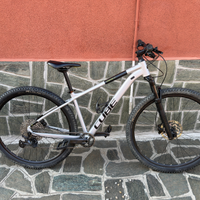 CUBE Attention SLX taglia M