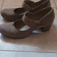 Scarpe donna marca Khrio n. 39