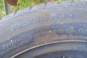 pneumatico 195x55R16 continental
