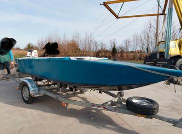 barca in legno resinato