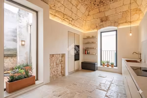6 LOCALI A CONVERSANO