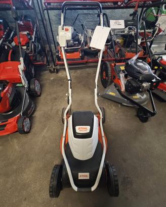 rasaerba Stihl RMA 2 RT usato