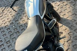 Ducati scrambler icon silver 800