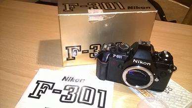 Fotocamera reflex 135 f 301 nikon