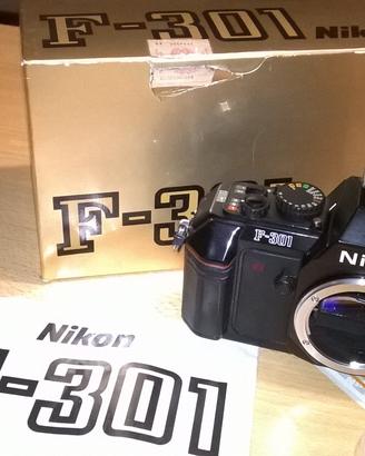 Fotocamera reflex 135 f 301 nikon