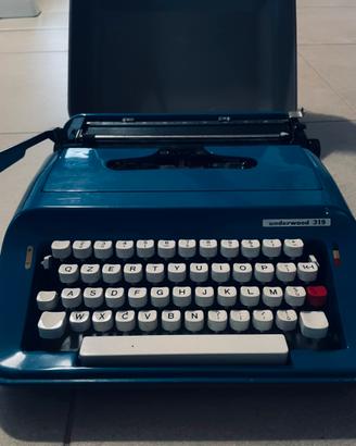 Macchina da scrivere