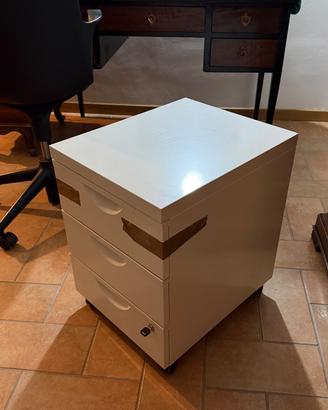 cassettiera