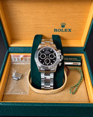 Rolex Daytona Ref. 116520 small hands black dial