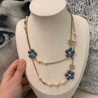 Collana chanel con fiori