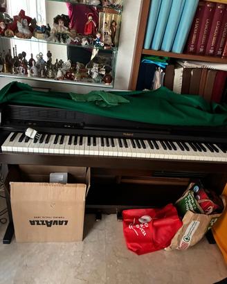 tastiera roland piano 5600s con panchetto 