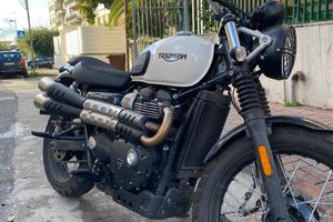 Triumph street scrambler