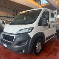 Peugeot Boxer doppia cabina cassone fisso