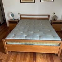 Letto francese con rete, materasso e comodini