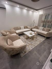 Mobile tavolo usato solo un mese