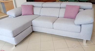 divani e salotti di esposizione