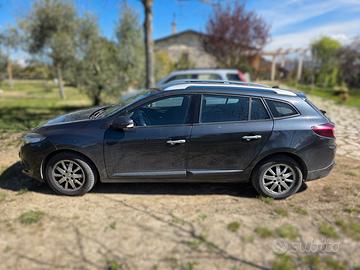 RENAULT Megane SporTour 1.5 dCi 110CV – Allestimen