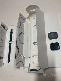 Apple Watch SE 2nd generazione 40mm