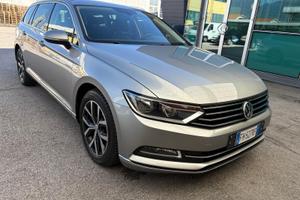 VW Passat 2.0 TDI BlueMotion Highline 150cv DSG