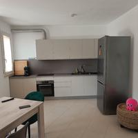Appartamento con garage, balcone, zona centrale