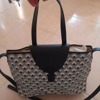 Borsa a tracolla con luce interna