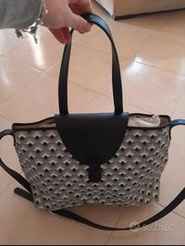 Borsa a tracolla con luce interna