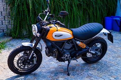 DUCATI SCRAMBLER CLASSIC 800