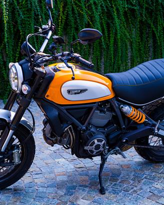 DUCATI SCRAMBLER CLASSIC 800