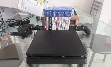 Playstation 4 slim