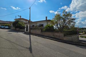 Casa indipendente con giardino e ampio scantinato