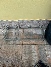 Rastrelliera porta bici