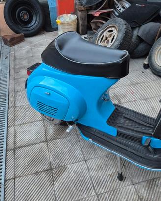 Piaggio Vespa 50 Special (V5B3) - 1982