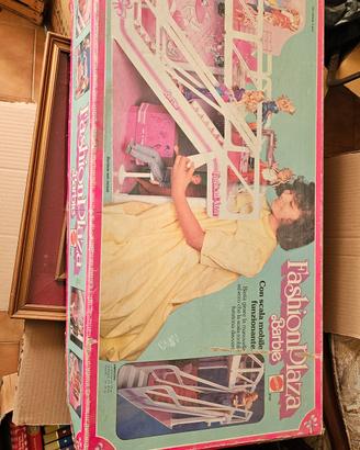 Barbie fashion plaza