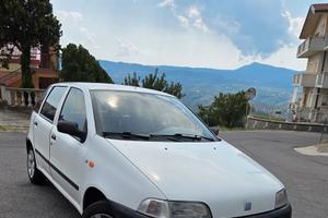 Fiat Punto 60 SX con clima....