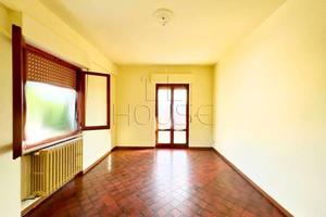 Appartamento di 95 m² con 3 locali e box auto a Sa
