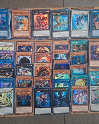 Lotto Yu-gi-oh 400 carte