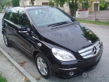 Mercedes Classe B 170 NGT BlueEFFICIENCY Chrome