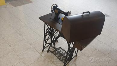 macchina da cucire vintage 