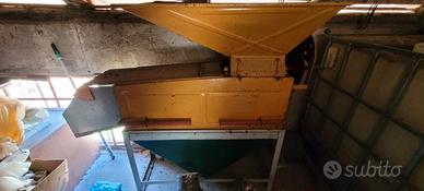 Macina per uva diraspatrice 